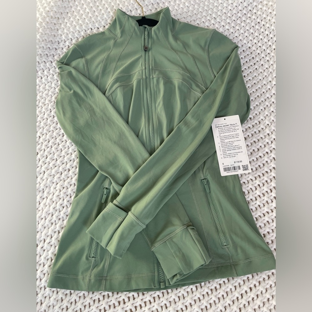 lululemon define jacket Nulu desert green size 8